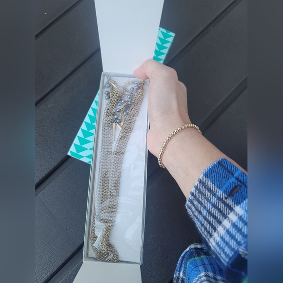 Stella & Dot Laurel Lariat Necklace - Picture 7 of 7